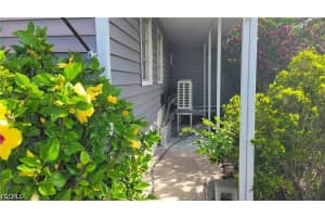 91 Sun Circle, Fort Myers, FL 33905 - MLS#2026015556