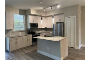 7081 Venice Way, Naples, FL 34119 - MLS#2026015638