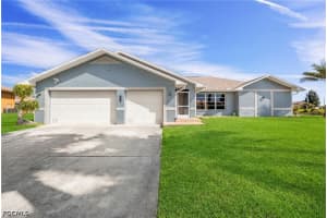 401 36th Place, Cape Coral, FL 33993 - MLS#2026015772