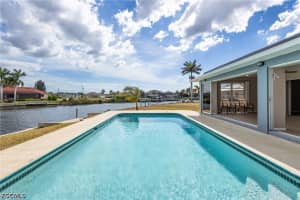 401 36th Place, Cape Coral, FL 33993 - MLS#2026015772