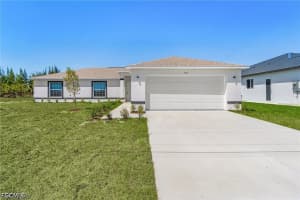 916 1st Place, Cape Coral, FL 33909 - MLS#2026015789