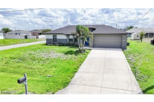 2601 43rd Street, Lehigh Acres, FL 33976 - MLS#2026015831