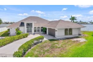 837 Sw 2nd Ave, Cape Coral