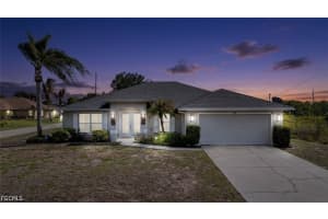 3801 28th Street, Lehigh Acres, FL 33976 - MLS#2026015935