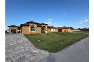 2633 24th Street, Cape Coral, FL 33993 - MLS#2026015940
