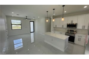 528 Raintree Street, Lehigh Acres, FL 33974 - MLS#2026015989