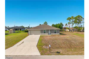 2908 24th Street, Lehigh Acres, FL 33976 - MLS#2026016083