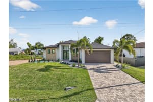 4213 25th Street, Lehigh Acres, FL 33976 - MLS#2026016085