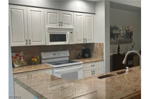 8076 Queen Palm Lane, Fort Myers, FL 33966 - MLS#2026016103