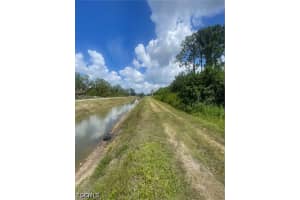 722 Wellington Avenue, Lehigh Acres, FL 33972 - MLS#2026016274