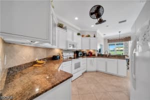 8555 Fairway Bend Dr, Estero