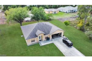 2501 36th Street, Lehigh Acres, FL 33976 - MLS#2026016305