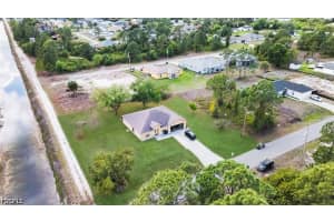 2501 36th Street, Lehigh Acres, FL 33976 - MLS#2026016305