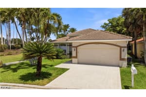 11334 Lakeland Cir, Fort Myers