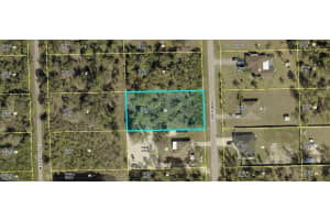 907 James Avenue, Lehigh Acres, FL 33936 - MLS#2026016329