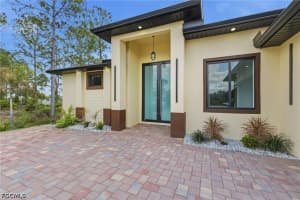 2809 7th Street, Lehigh Acres, FL 33976 - MLS#2026016344