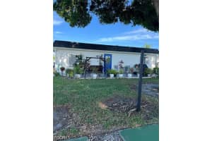 18 Hamlin Court, Lehigh Acres, FL 33936 - MLS#2026016366