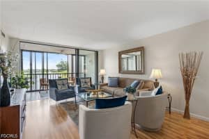 4210 Steamboat Bend 304, Fort Myers