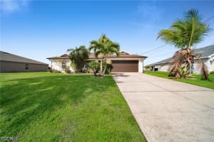 4404 21st Court, Cape Coral, FL 33909 - MLS#2026016448