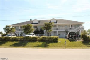 912 39th Terrace, Cape Coral, FL 33914 - MLS#2026016493