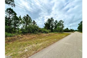 517 Osage Avenue, Lehigh Acres, FL 33974 - MLS#2026016506