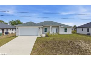 1725 Nw 2nd St, Cape Coral