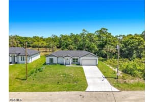 303 Long Avenue, Lehigh Acres, FL 33974 - MLS#2026016706