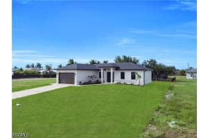 2829 3rd Street, Cape Coral, FL 33993 - MLS#2026016731