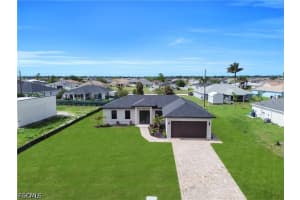 513 25th Terrace, Cape Coral, FL 33993 - MLS#2026016743