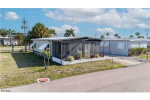 5655 Captain John Smith Loop, North Fort Myers, FL 33917 - MLS#2026016774