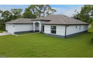 798 Bell Boulevard, Lehigh Acres, FL 33974 - MLS#2026016801