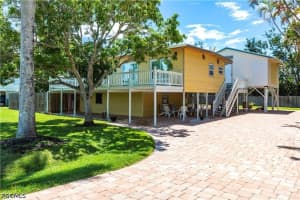 15410 Allen Way, Fort Myers, FL 33908 - MLS#2026016844