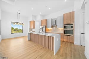 813 8th Terrace, Cape Coral, FL 33993 - MLS#2026016847