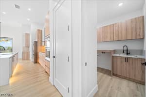 813 8th Terrace, Cape Coral, FL 33993 - MLS#2026016847