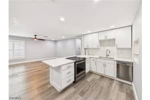 567 13th Street, Naples, FL 34102 - MLS#2026016862