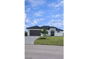 128 Kismet Parkway, Cape Coral, FL 33993 - MLS#2026016894