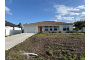 3707 19th Street, Lehigh Acres, FL 33976 - MLS#2026016904
