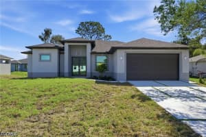 431 Palmyra Avenue, Lehigh Acres, FL 33974 - MLS#2026016910