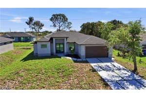 431 Palmyra Avenue, Lehigh Acres, FL 33974 - MLS#2026016910