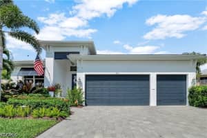 8517 Lake Circle, Fort Myers, FL 33908 - MLS#2026016915