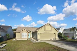 15065 Cloverdale Drive, Fort Myers, FL 33919 - MLS#2026016927