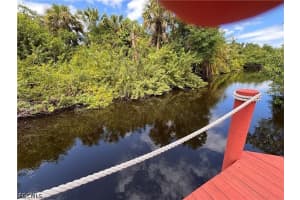 1933 FLAMINGO Drive, North Fort Myers, FL 33991 - MLS#2026016972