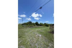 854 Jaguar Boulevard, Lehigh Acres, FL 33974 - MLS#2026017017