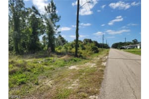 1912 Moore Avenue, Lehigh Acres, FL 33972 - MLS#2026017169