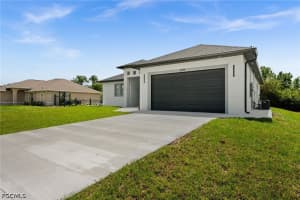 3319 30th Street, Lehigh Acres, FL 33976 - MLS#2026017224