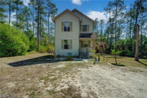 1002 Henry Ave, Lehigh Acres