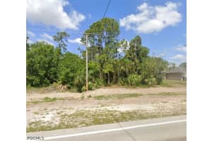410/412 Bell Boulevard, Lehigh Acres, FL 33974 - MLS#2026017302