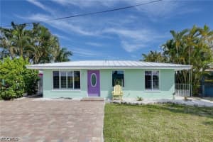 2639 Bridgeview Street, Matlacha, FL 33993 - MLS#2026017318
