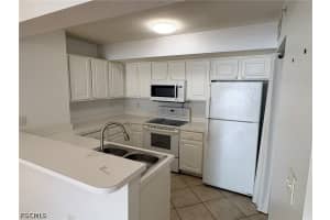 4113 residence Drive, Fort Myers, FL 33901 - MLS#2026017328
