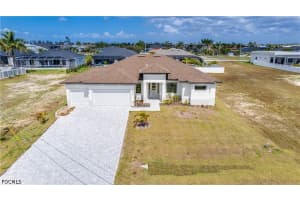 3805 1st Street, Cape Coral, FL 33991 - MLS#2026017347